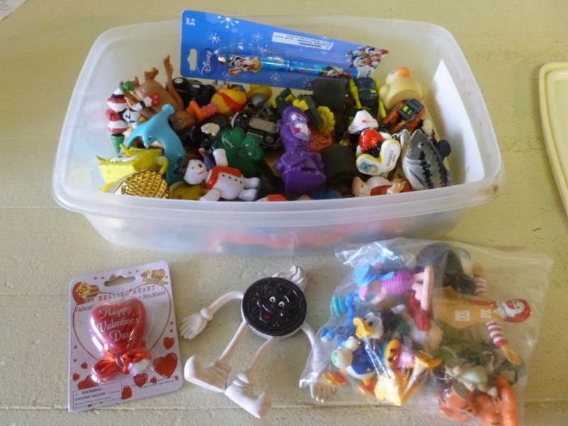 lot 126 image: Toys