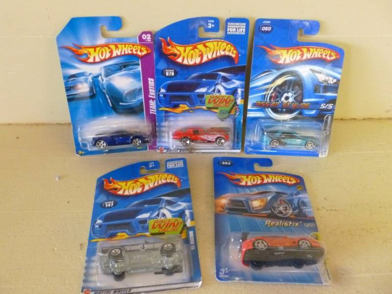 lot 145 image: Hot Wheels