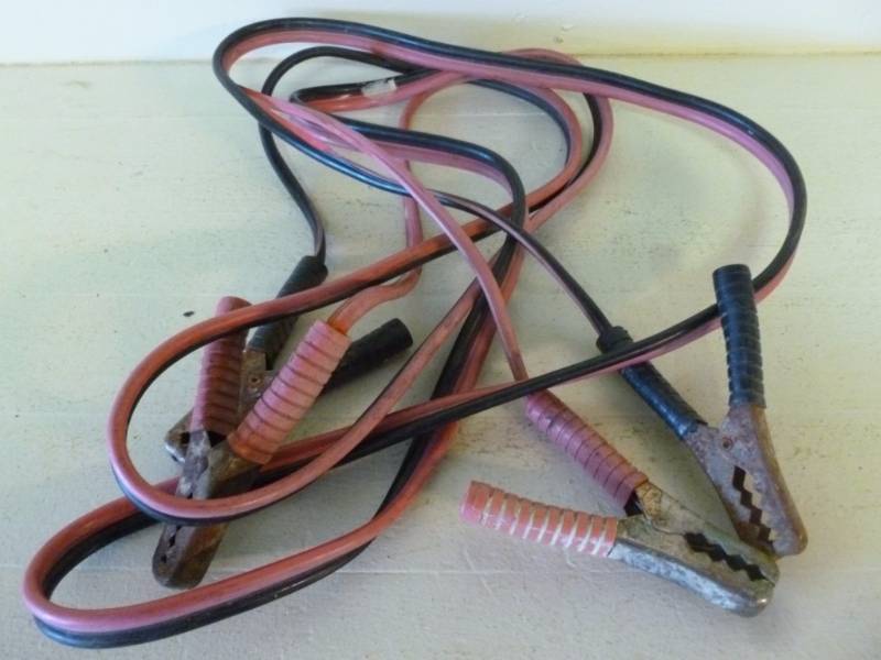 lot 195 image: Jumper Cables