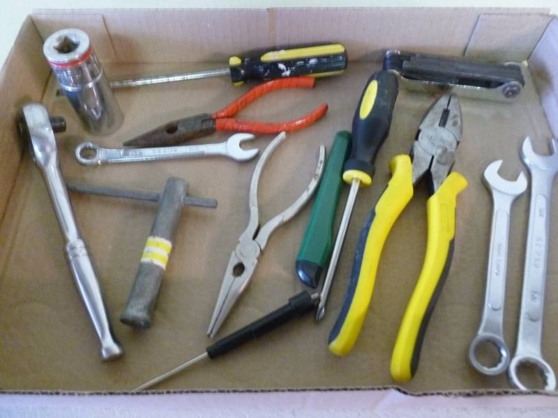 lot 230 image: Tools