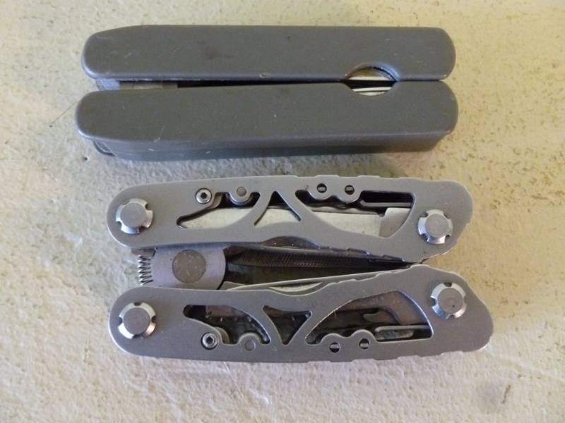 lot 238 image: Tools