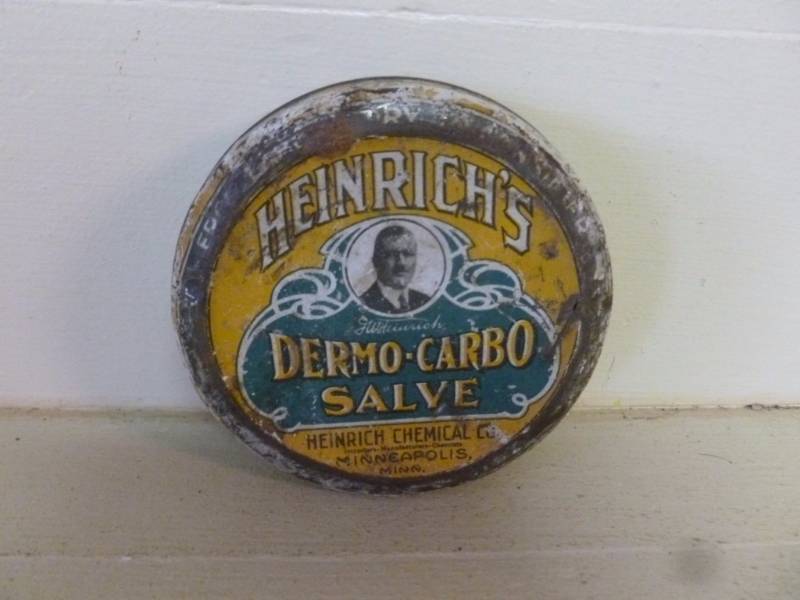 lot 244 image: Vintage Metal Container