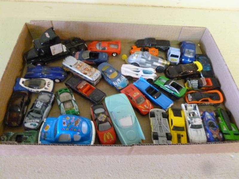 lot 249 image: Hot Wheels