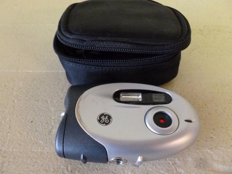 lot 267 image: Camera
