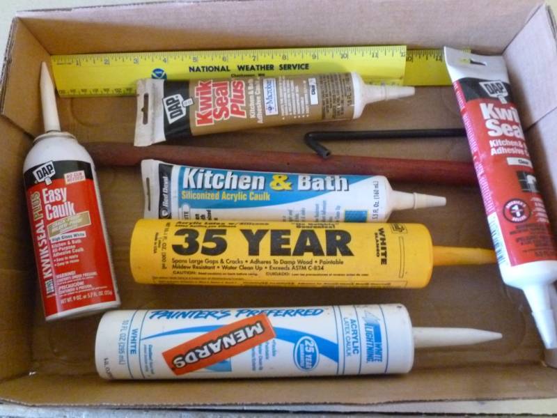 lot 290 image: Caulk