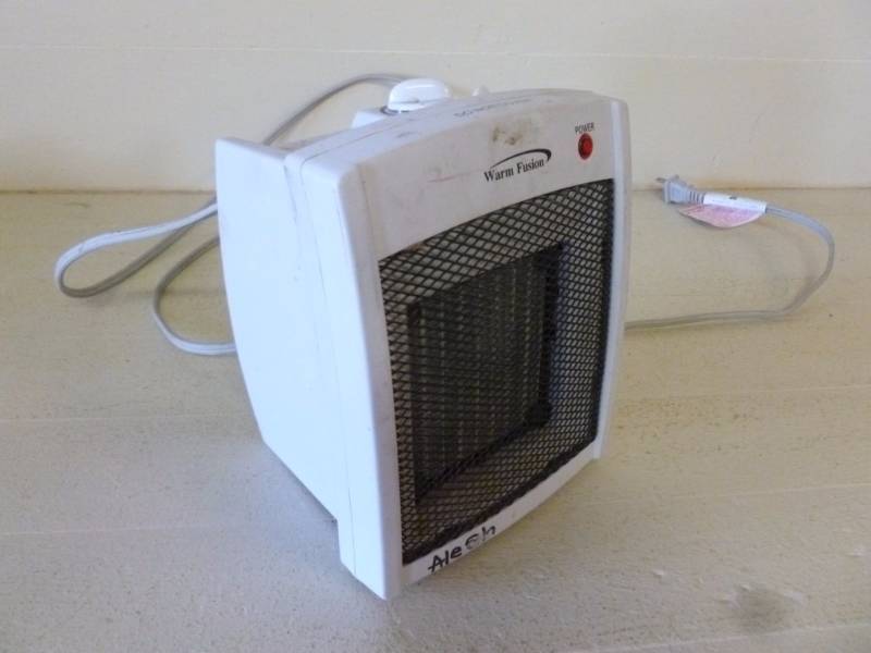 lot 292 image: Ceramic Heater