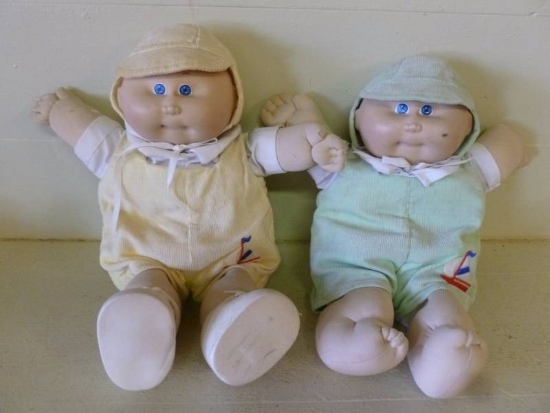 lot 296 image: Cabbage Patch Kids