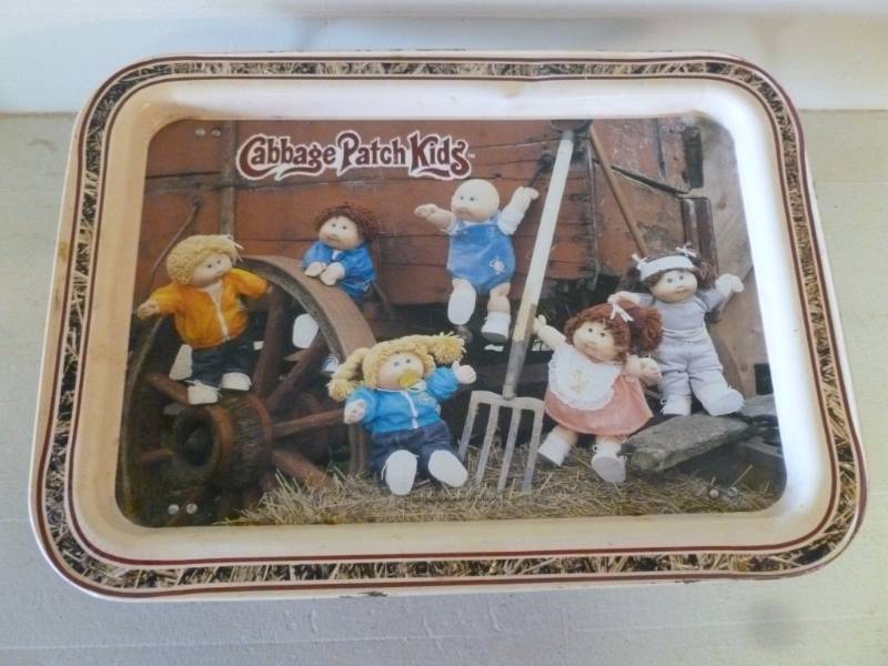 lot 297 image: Cabbage Patch Kids T.V Tray