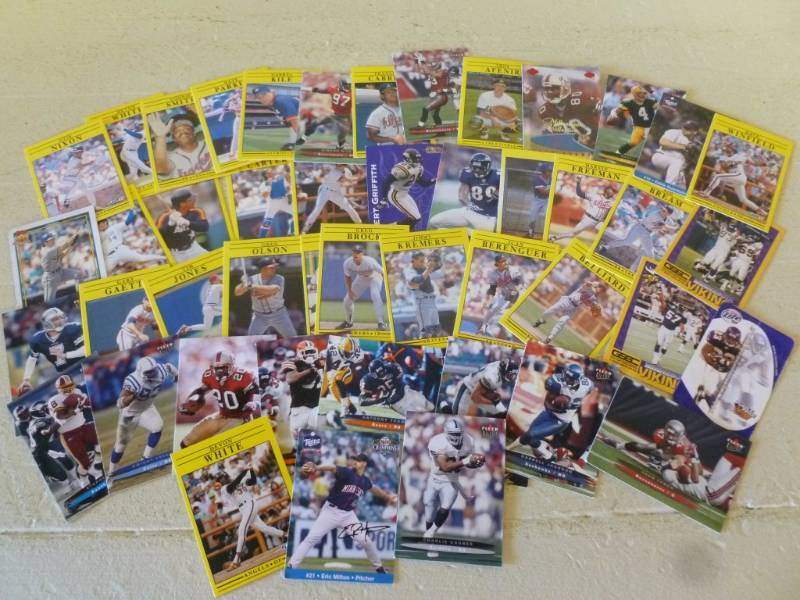 lot 312 image: Sports Cards