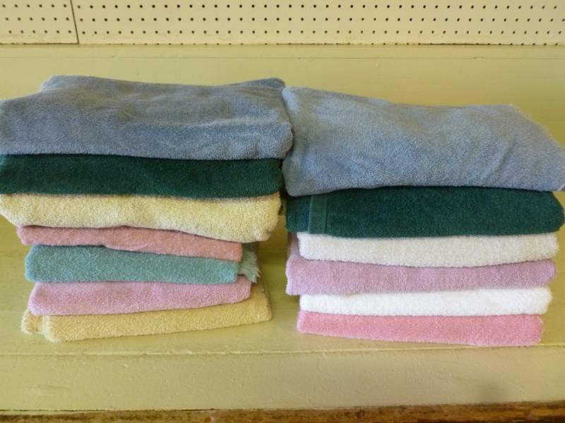lot 343 image: Bath Towels