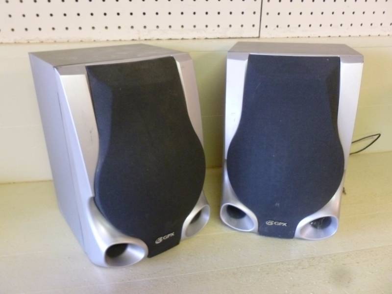 lot 367 image: Shelf Speakers