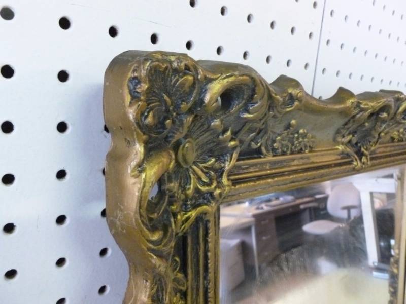 lot 375 image: Mirror