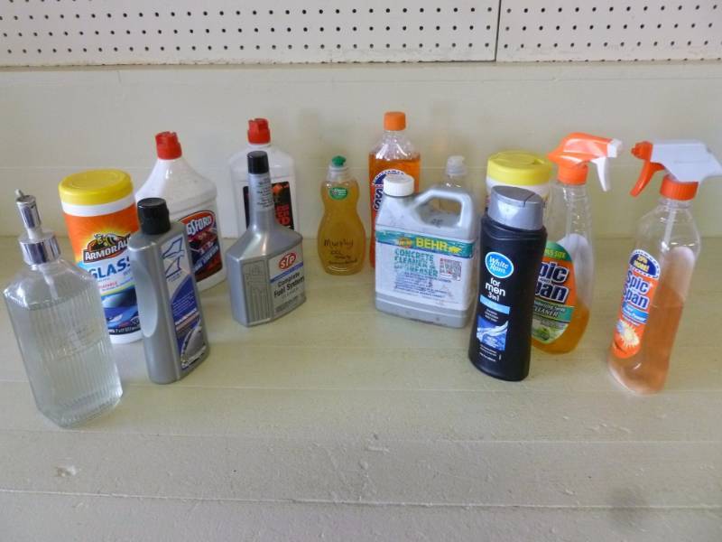lot 382 image: Cleaners