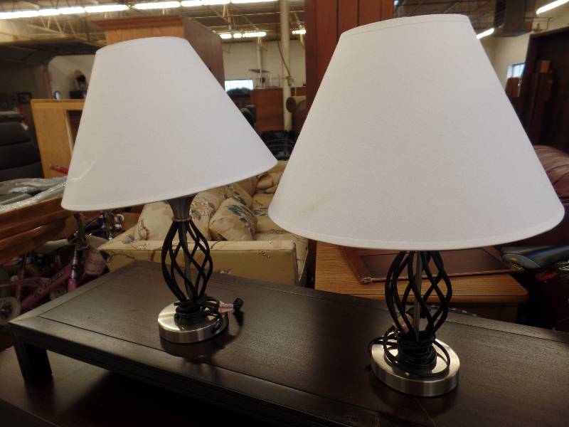 lot 17 image: Pair of Lamps
