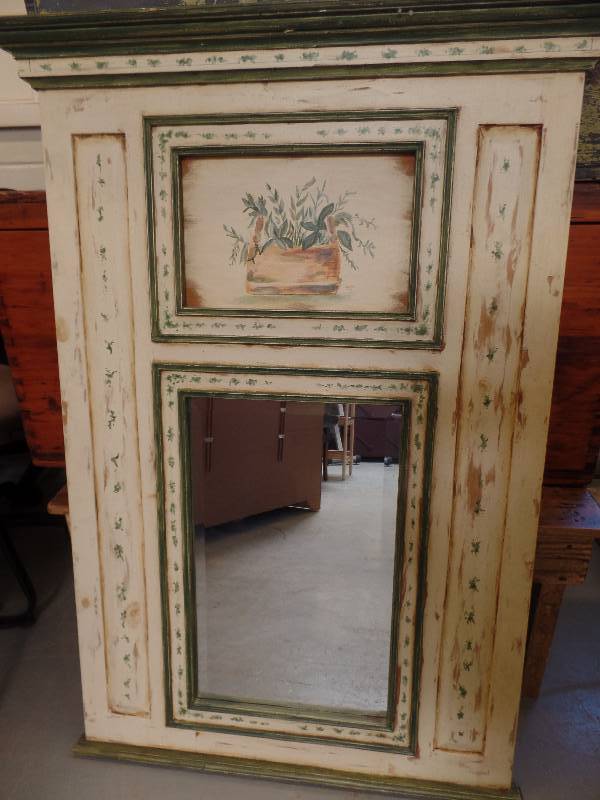 lot 39 image: Dcor