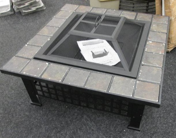 lot 7 image: Astonica Lattice 35 inch Deluxe Fir...
