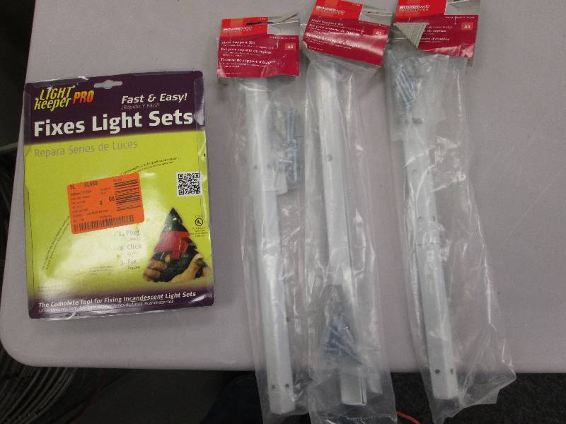 lot 12 image: Lot of 3 shelf support kit, Light K...