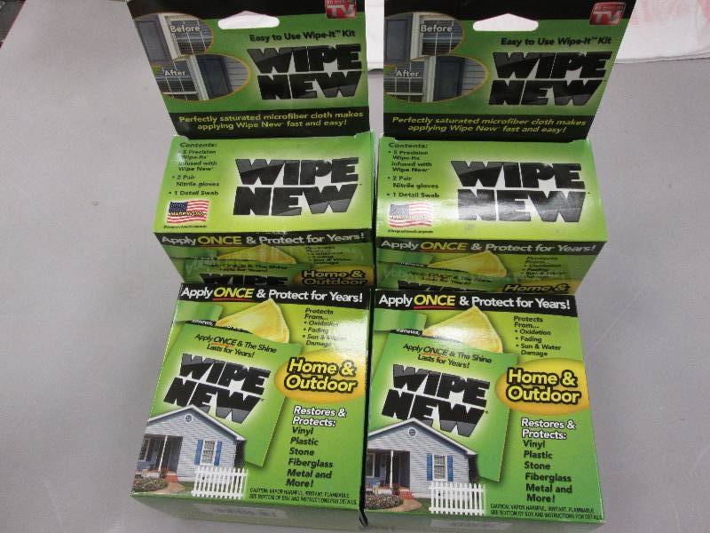 lot 36 image: Lot of 4 Wipe New Pre-Soaked Cleani...