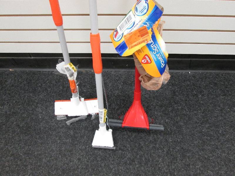 lot 103 image: Lot of 2 sponge mops with an extra ...