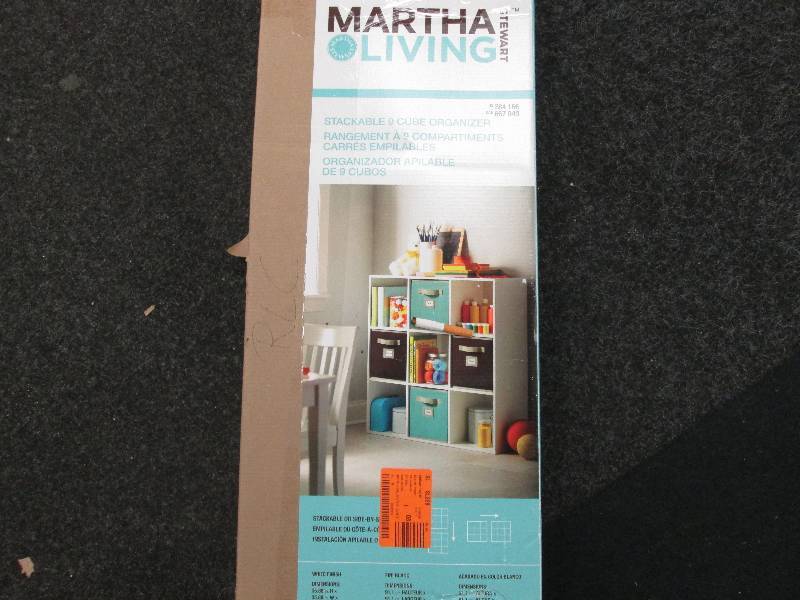 lot 120 image: Martha Stewart Living stackable 9 c...