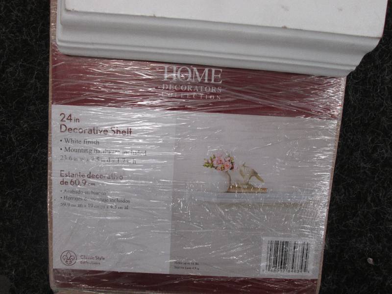 lot 148 image: Lot of 2 Home decorators 24 in deco...