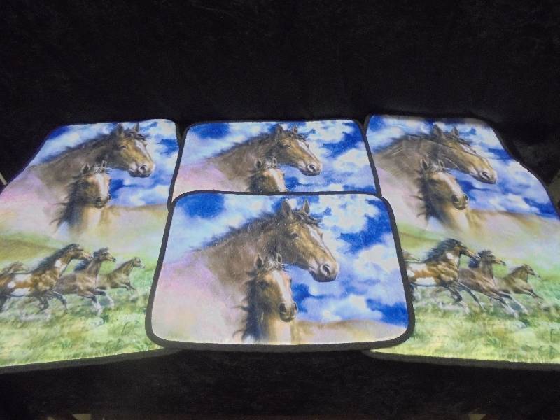 lot 42 image: Horse Floor Mat Set