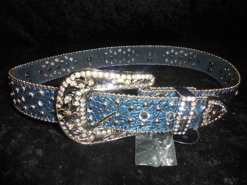 lot 46 image: Bling Belt - Blue with Cross, Size S