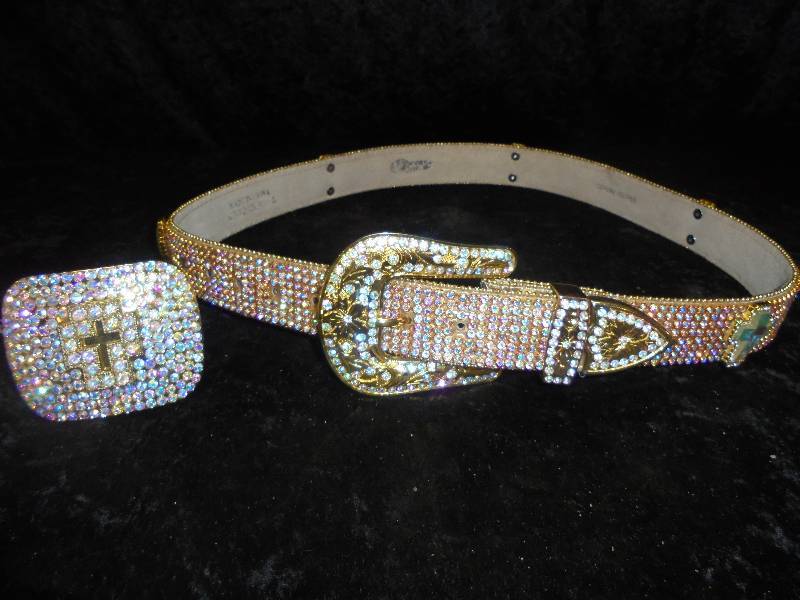 lot 48 image: Bling Belt & Belt Buckle - Gold with Cross, Size L