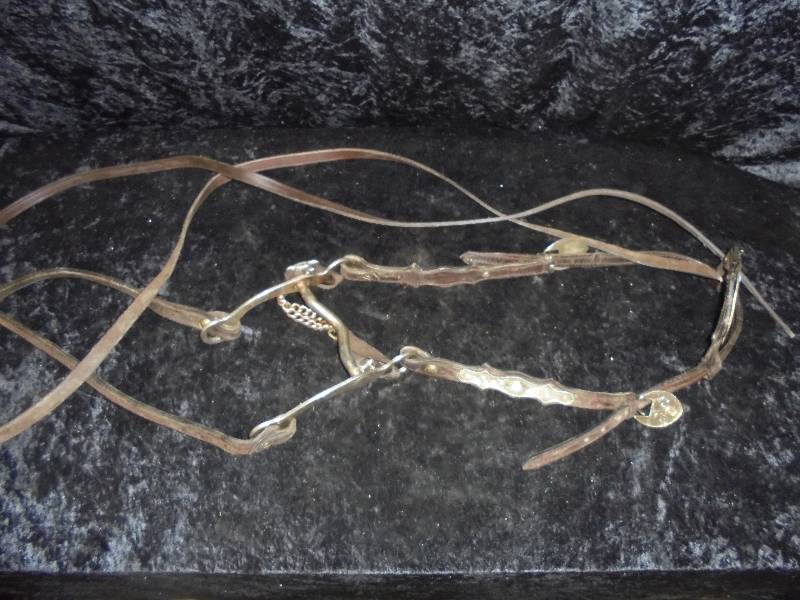 lot 82 image: Western Bridle wBreast Plate