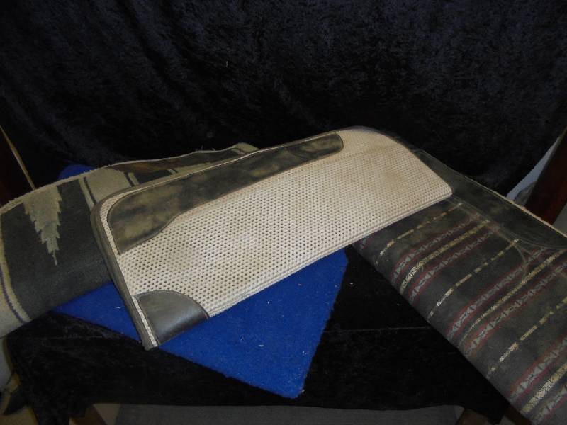 lot 94 image: Lot - Western Saddle Pads