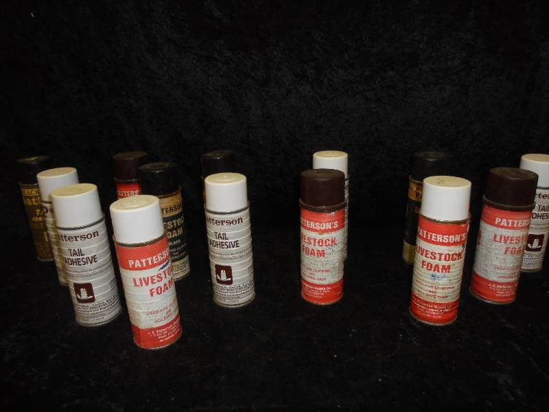 lot 116 image: Lot - Cans Tail Adhesive & Livestock Foam