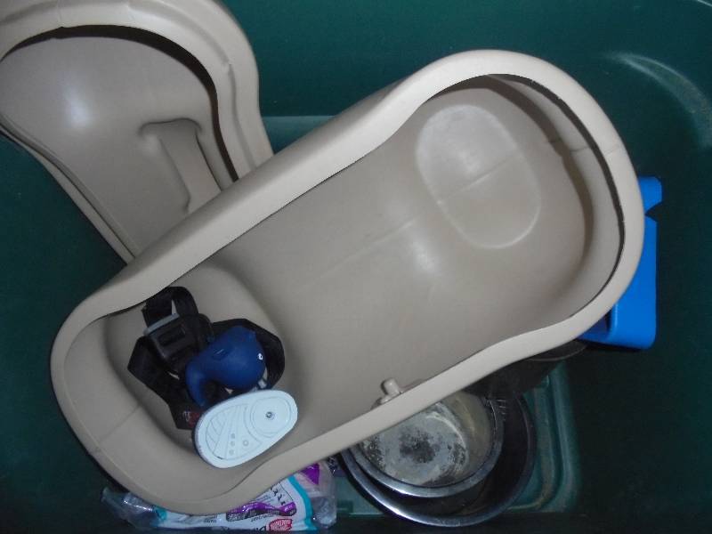 lot 131 image: Lot - Dog Bone Toy Box, Diapers, Bowls, etc