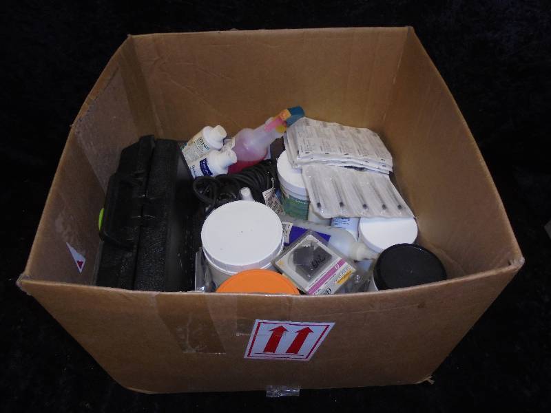 lot 136 image: Lot - Oster Groomer, Syringes, Ear Rinse, etc