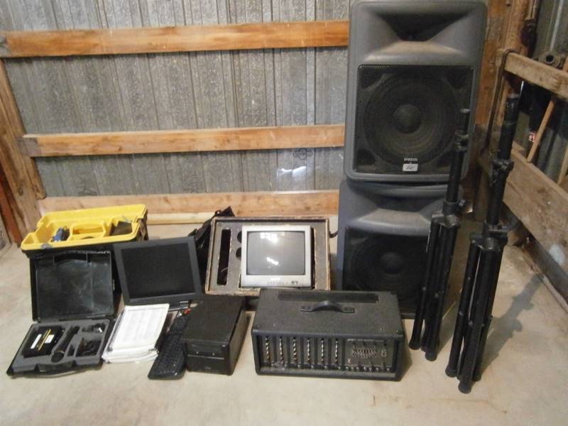 lot 1 image: Karaoke System
