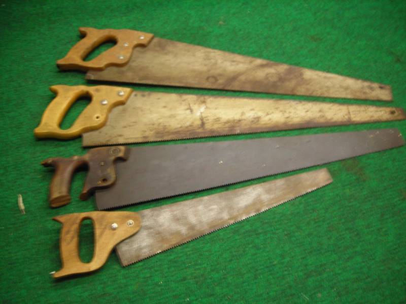 4 Hand Saws