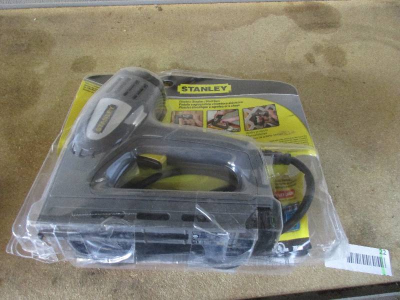 Electric stapler