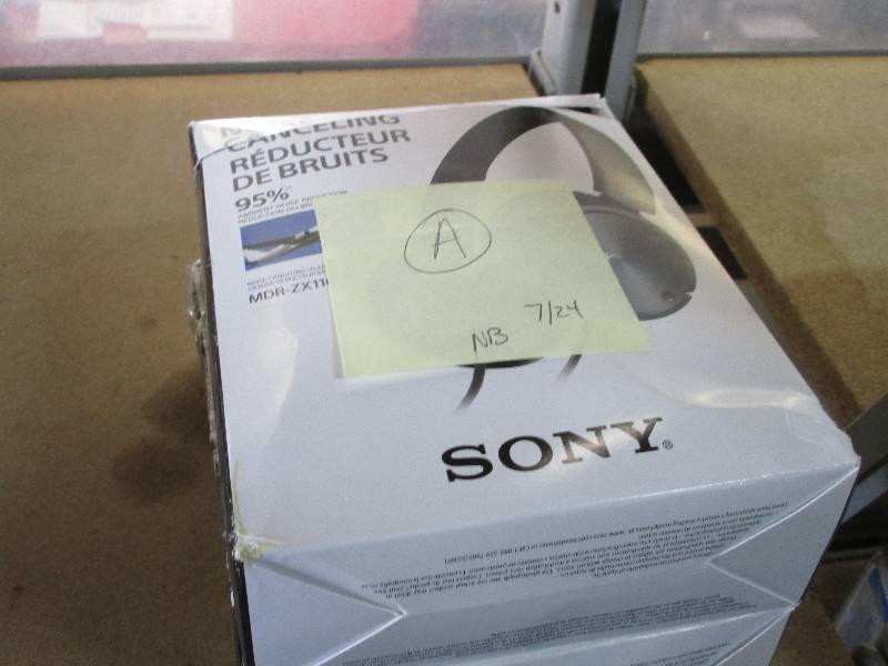 Noise Cancelling headphones