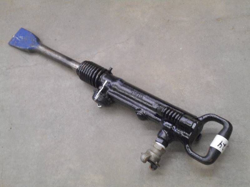 lot 24 image: Toyo CA7A Commercial 30# Pneumatic ...