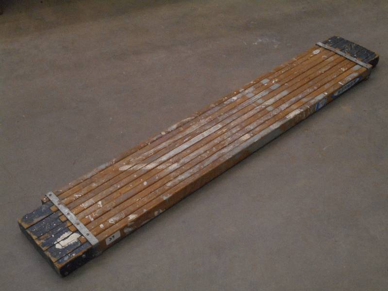 lot 39 image: Werner PW06 6-10ft Adjustable Plank...
