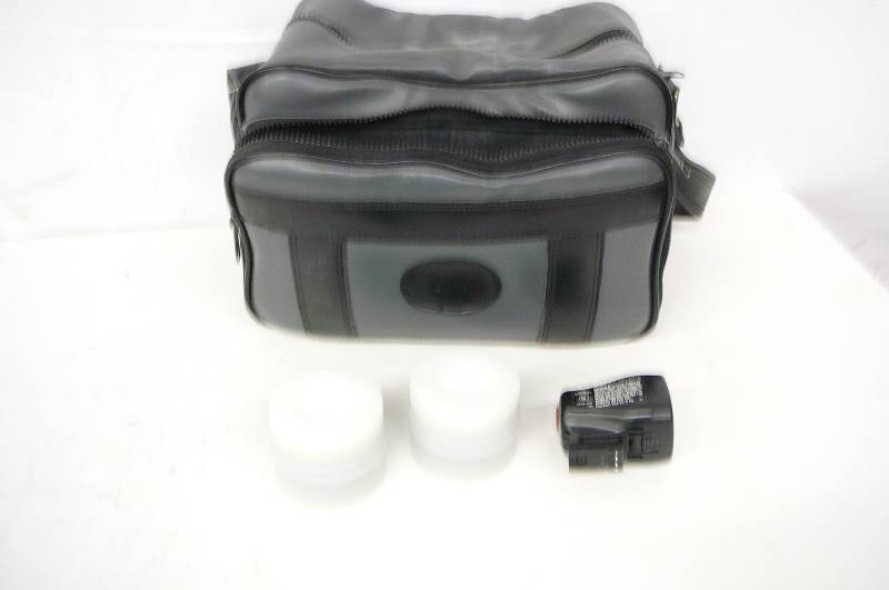 lot 22 image: Wide angle lens -  Telephoto Lens and light Bag