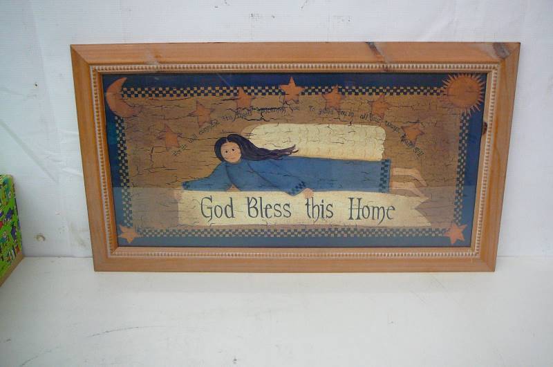 lot 38 image: Home Dcor 22 12 x 12 12 Framed with glass