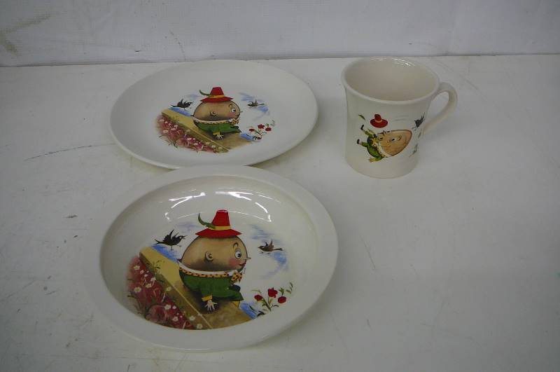 lot 57 image: Old Foley Plate Cup and Bowl James Kent L&D made in England (nice)