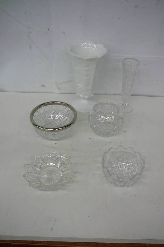 lot 68 image: Glassware, crystal vase, crystal bowl, candy dish , condiment dish sliver edge, milk glass vase