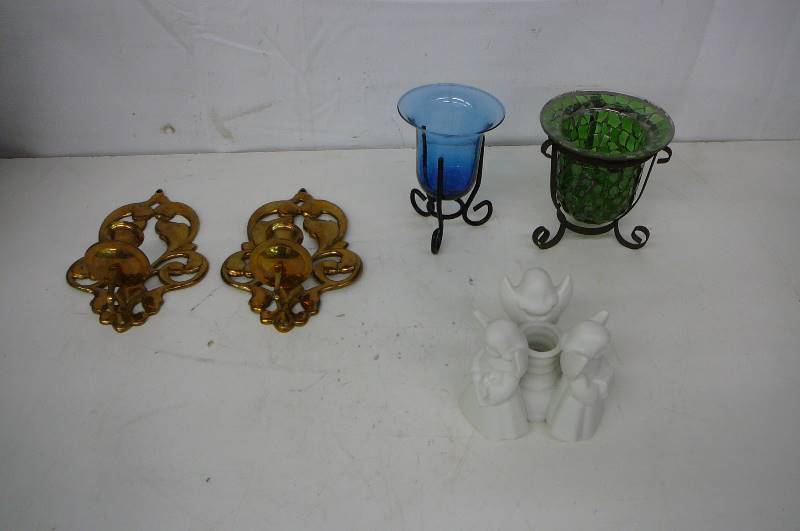 lot 75 image: Lot of Candle Holders, wall mound steel, glass