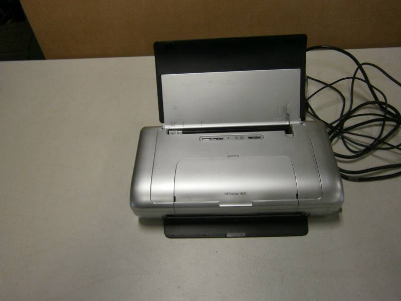 lot 14 image: HP Deskjet 460