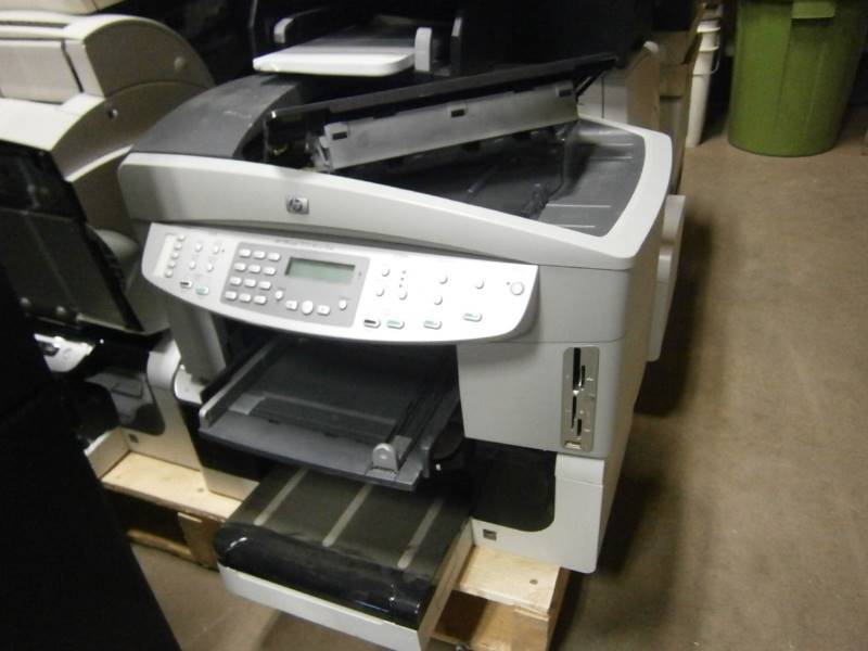 lot 213 image: (2) Pallets of Printers (not working)