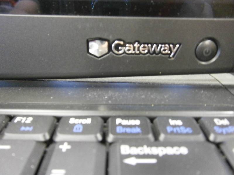 lot 211 image: (6) Laptops (no hard drives)