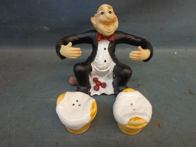 Salt & Pepper shaker