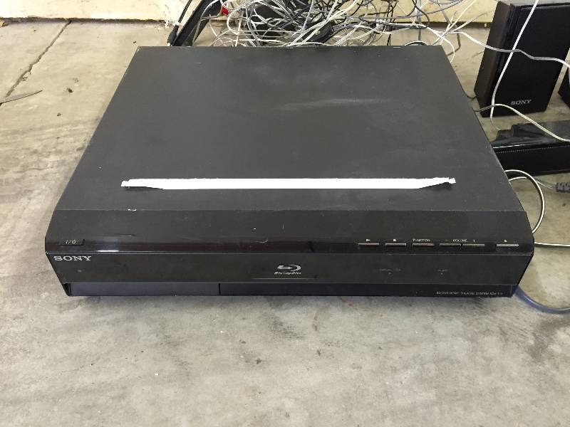 Blue Ray DVD Player Setup in Box