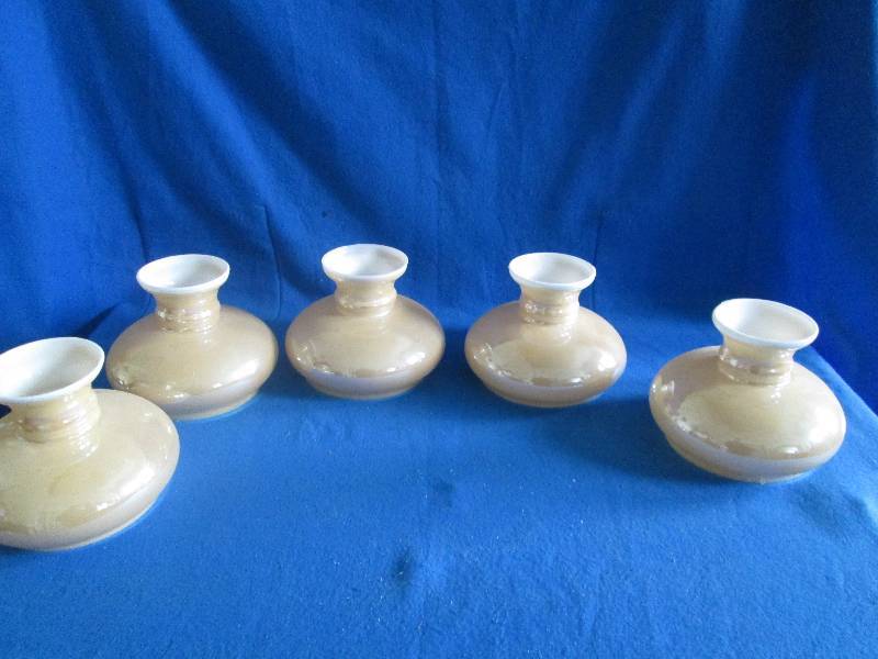 lot of 5 golden color lamp or pot c...